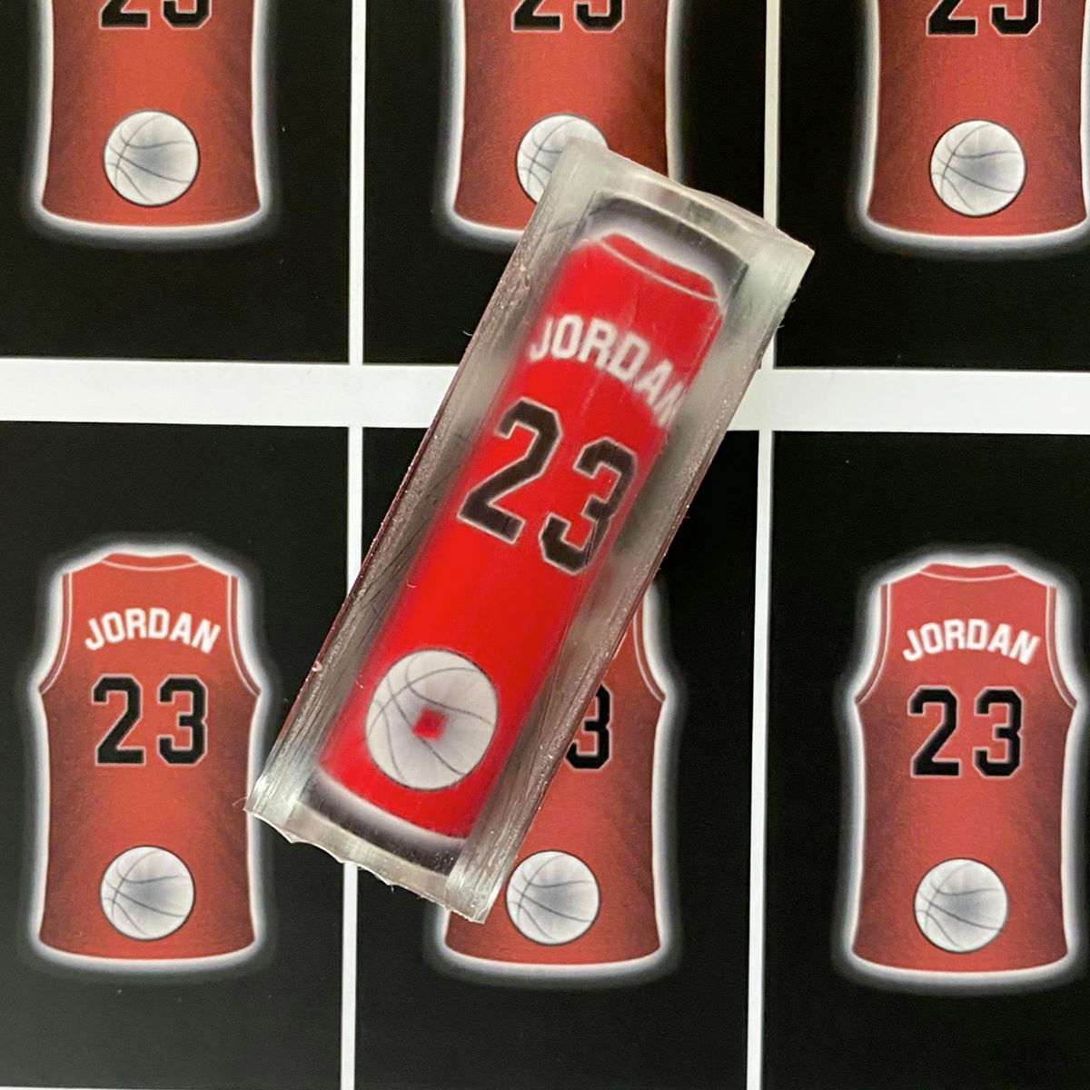 Jordan, Michael #23 - Game Played Relic – Stadium Pen Blanks